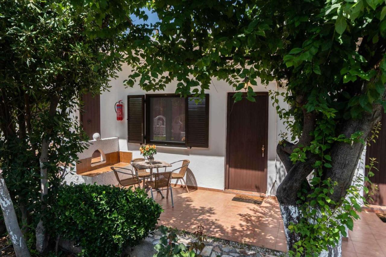 Skyros Avra Residences Esterno foto