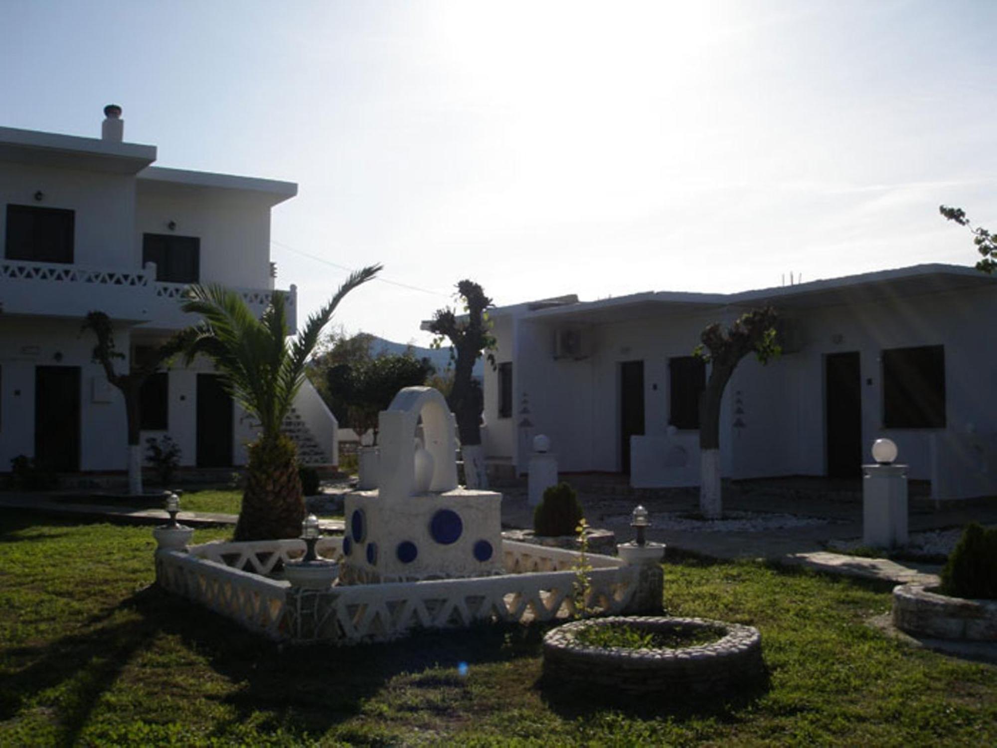 Skyros Avra Residences Esterno foto